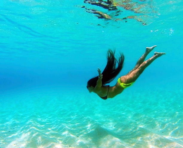 383075_10152800925455019_714116431_n